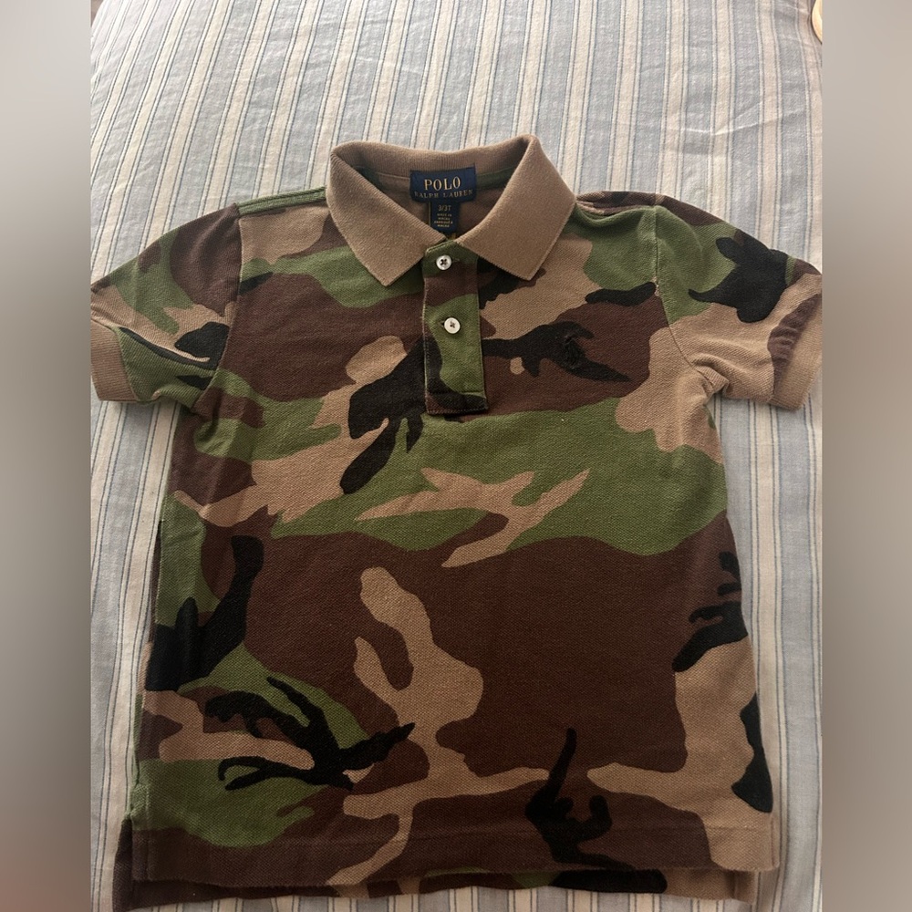 Polo Ralph Lauren camouflage boys polo shirt, size 3T. excellent condition.